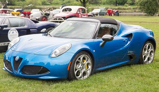2020 Alfa Romeo 4C Spider Italia in Misano Blue