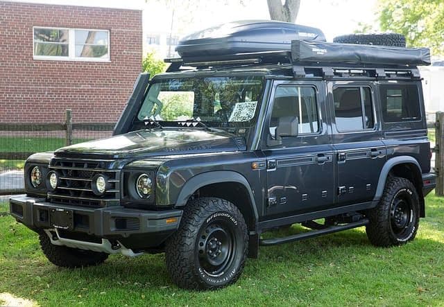 2024 Ineos Grenadier Station Wagon Trialmaster Edition in Donny Gray Metallic