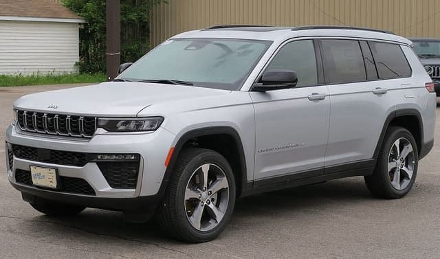 2026 Jeep Grand Cherokee L Limited in Silver Zynith
