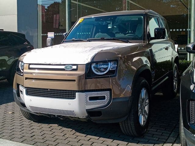 2024 Land Rover Defender 90 S in Gondwana Stone Metallic