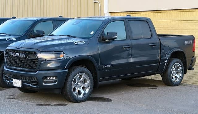 2025 RAM 1500 eTorque Crew Cab Short Box Off-Roader Value Package in Forged Blue Metallic