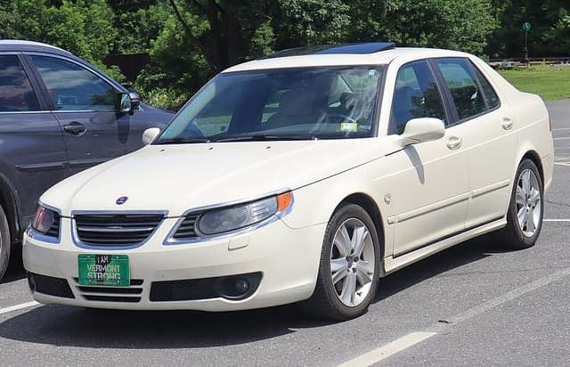 2009 Saab 9-5 Aero in Polar White