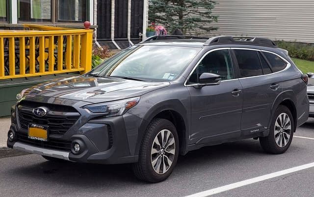 2023 Subaru Outback Limited in Magnetite Gray Metallic